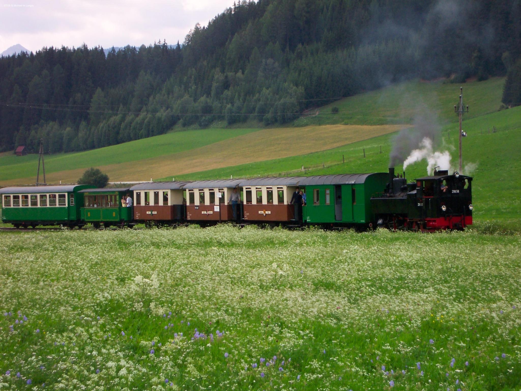 26735