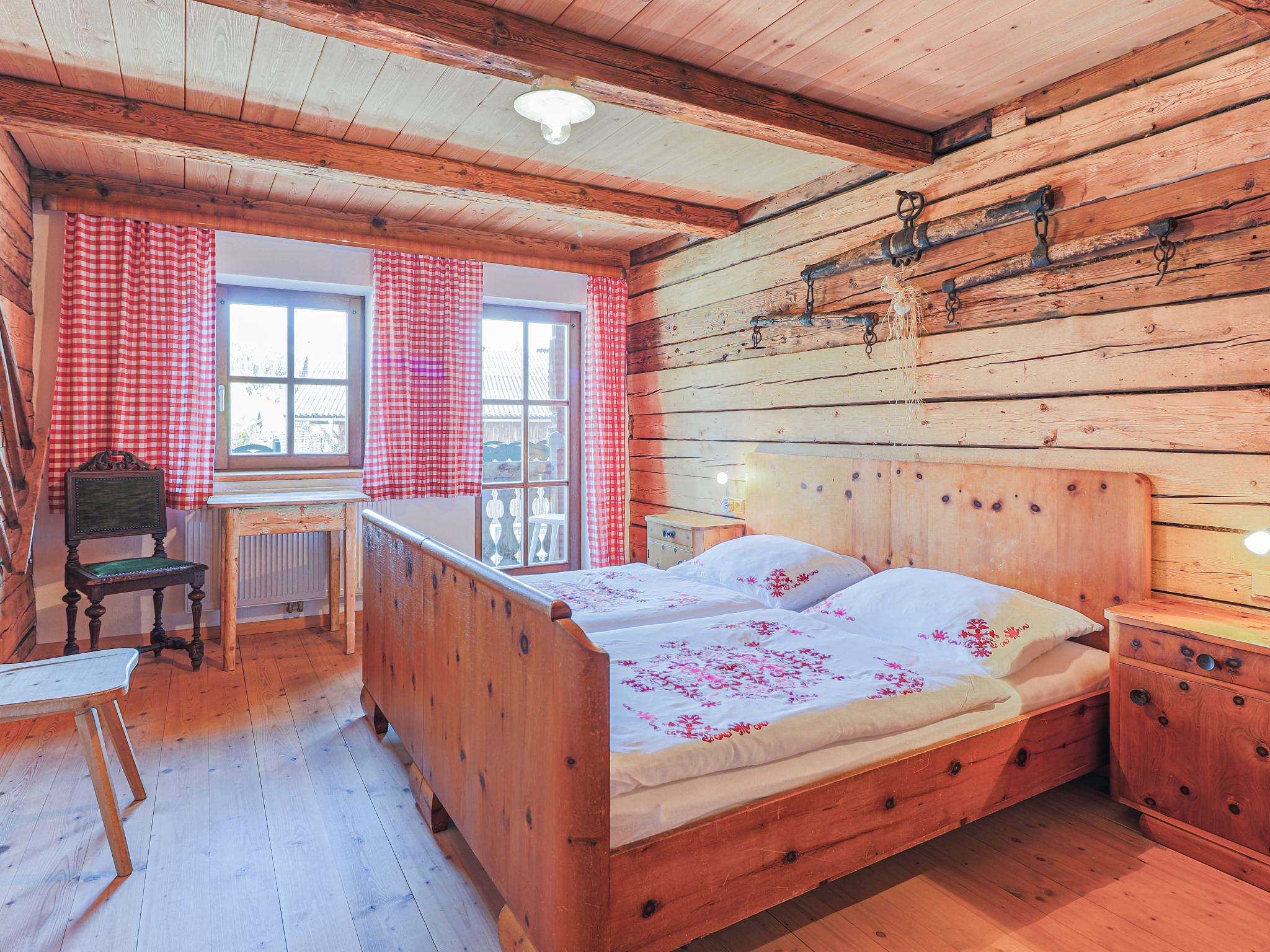 54002