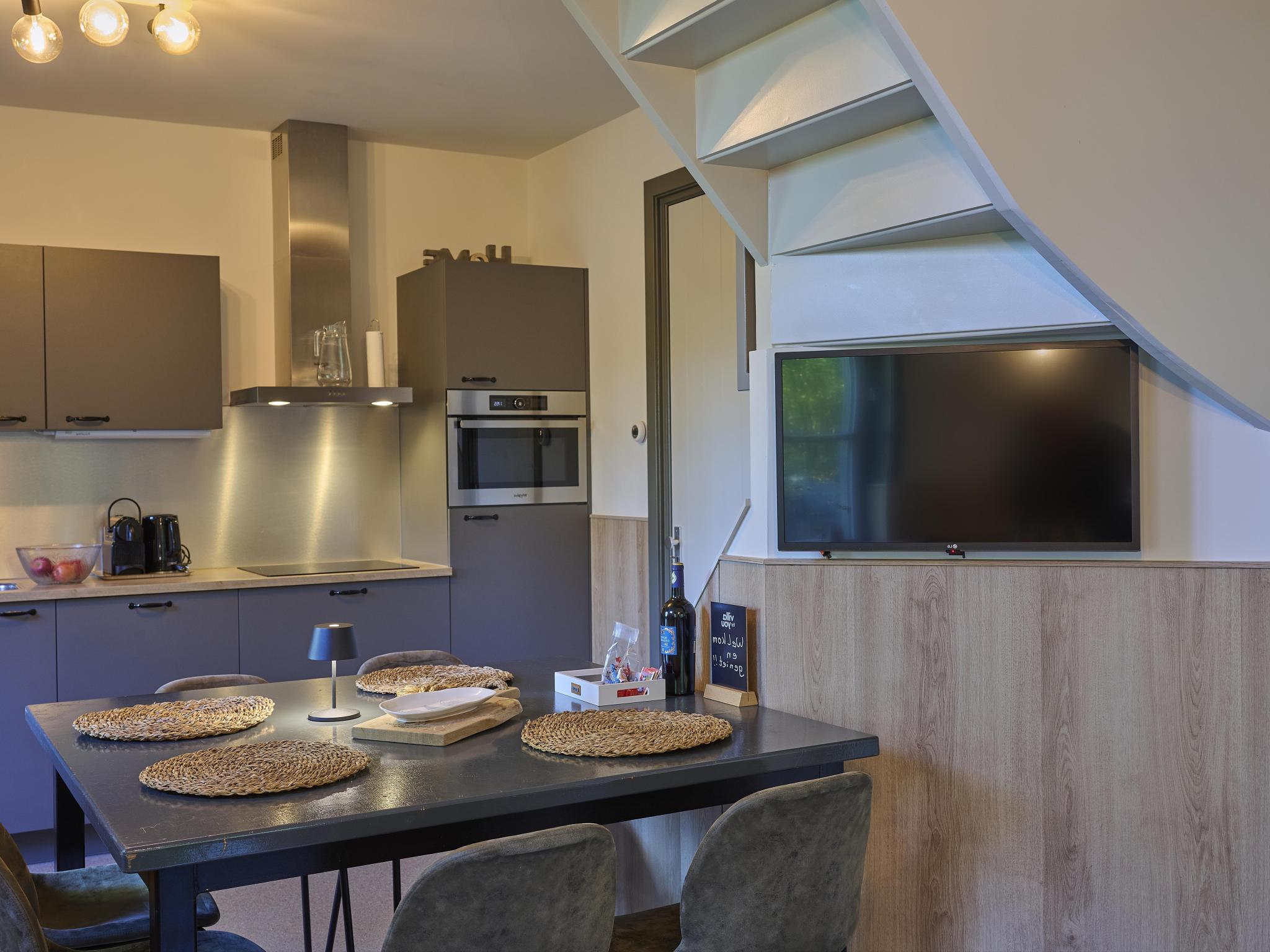 90412